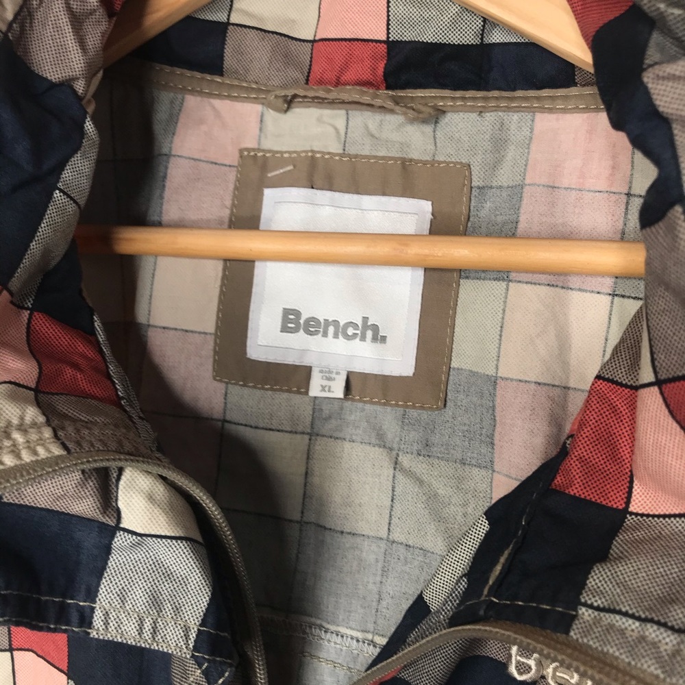 Bench Jacket - Picture 5 of 13